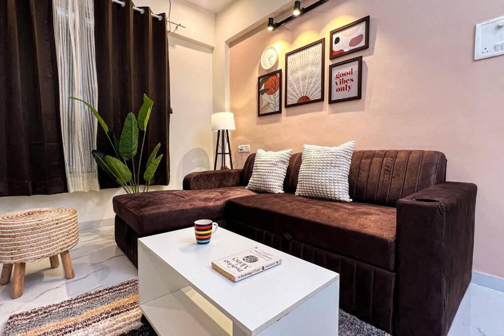 A Homely 1 Bhk In Main Kharadi - Anandkunj Pune